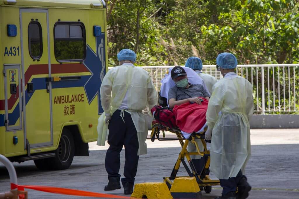 An emotional resident is sent to the hospital, Tsuen Wan District Councilor Chiu Yan-loy said.